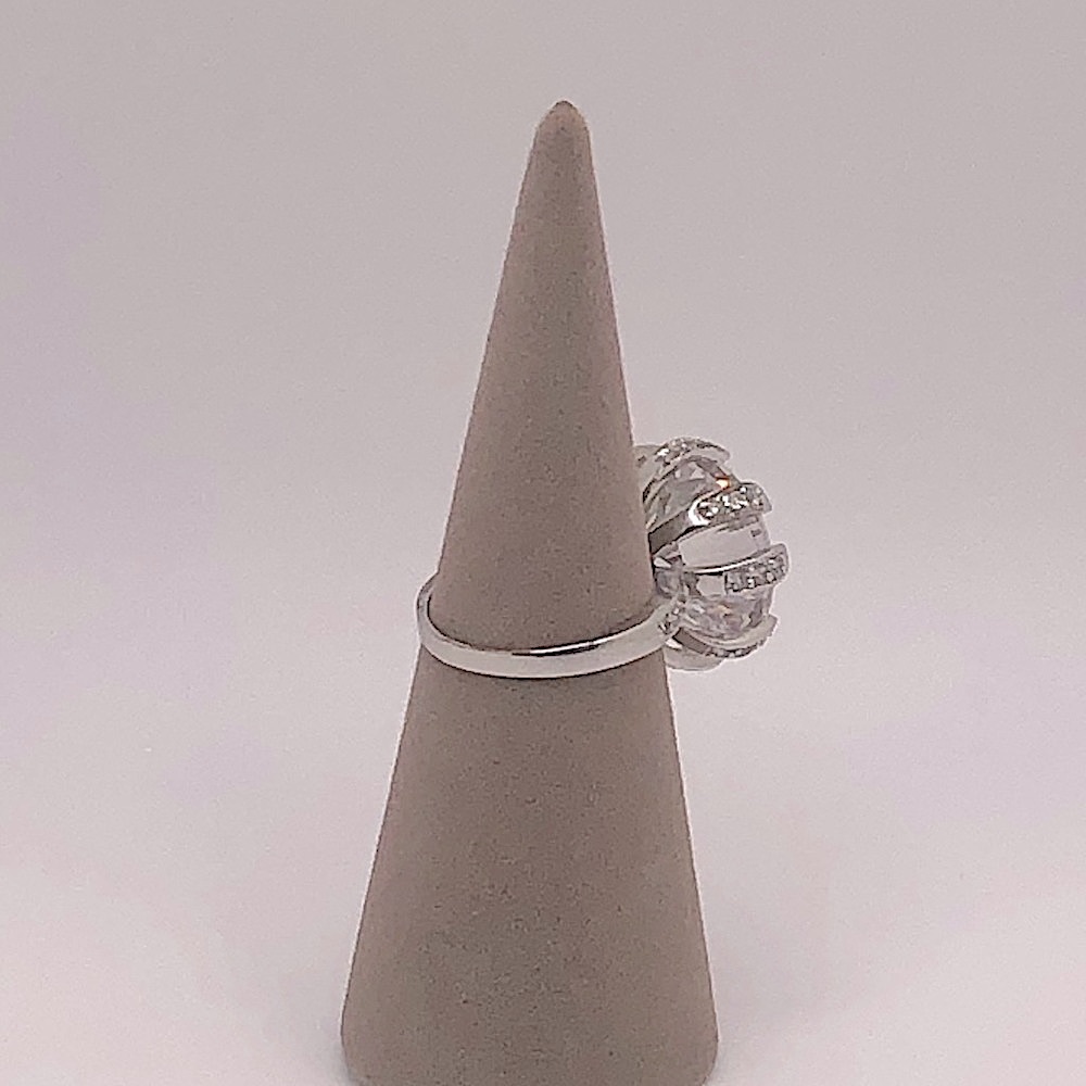 Cocktail Ring - Picture 8 of 14